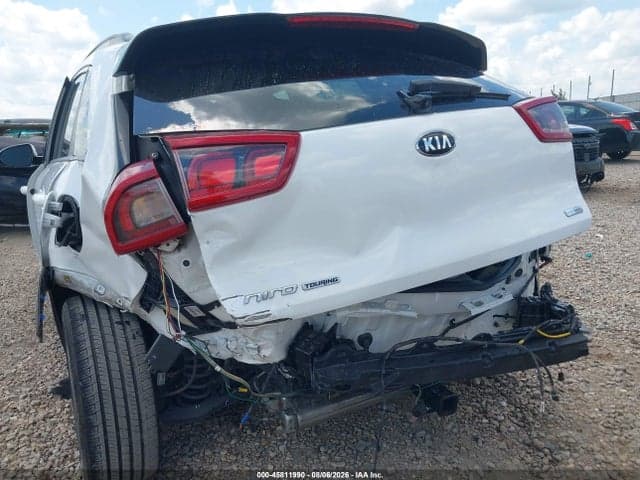 2017 KIA NIRO EX 6