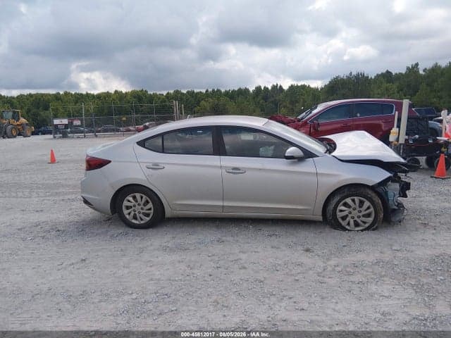 2019 HYUNDAI ELANTRA SE 14