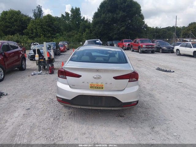 2019 HYUNDAI ELANTRA SE 17