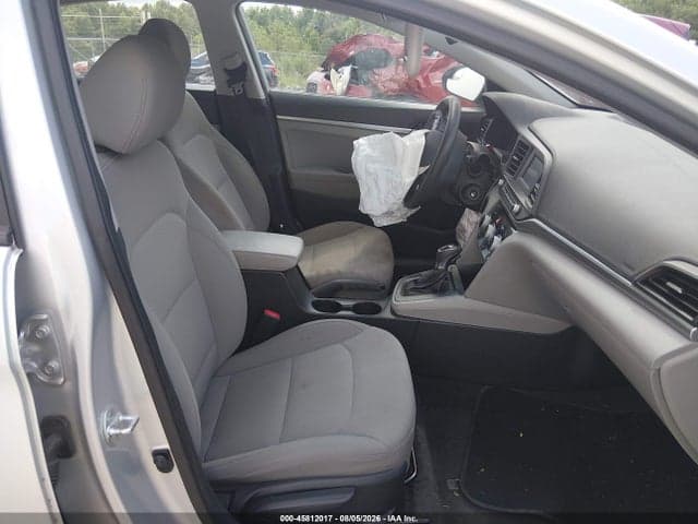 2019 HYUNDAI ELANTRA SE 5