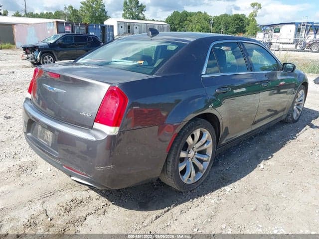2018 CHRYSLER 300 TOURING 4