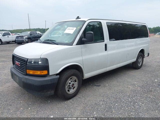 2018 GMC SAVANA 3500 LS 2