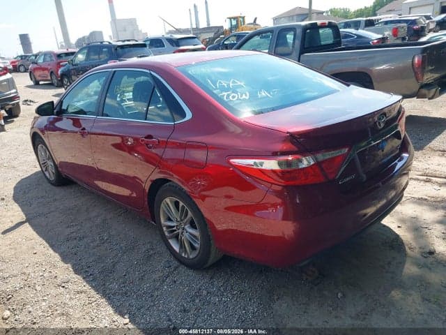 2017 TOYOTA CAMRY SE 3