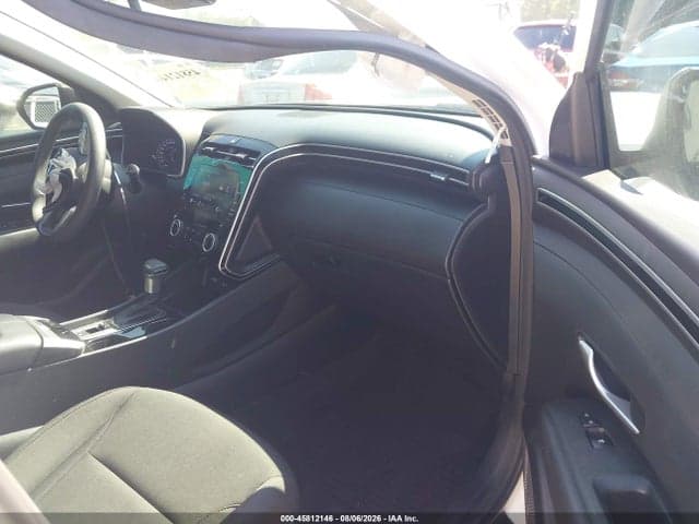 2022 HYUNDAI TUCSON SEL 5