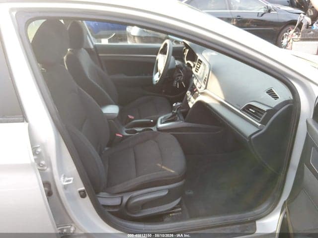 2020 HYUNDAI ELANTRA SEL 5