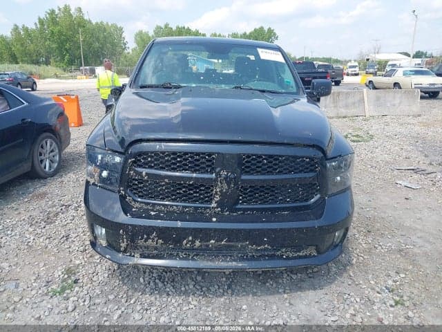 2017 RAM 1500 EXPRESS 4X4 5'7 BOX 12