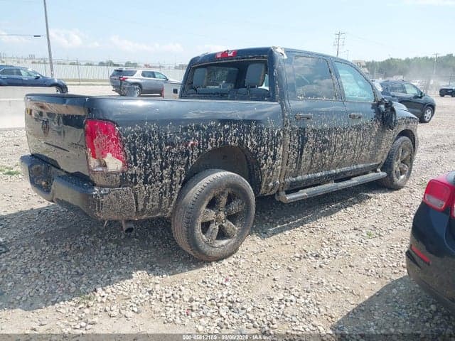 2017 RAM 1500 EXPRESS 4X4 5'7 BOX 4