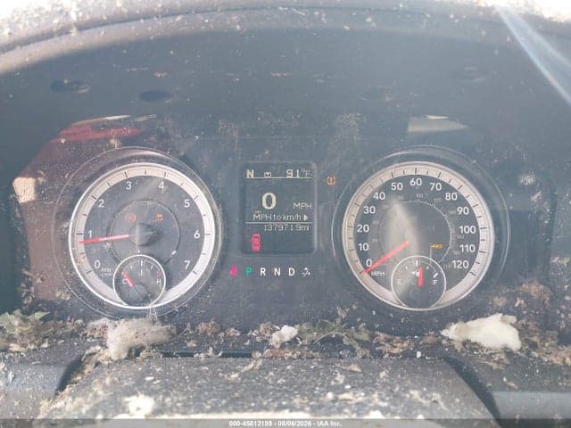 2017 RAM 1500 EXPRESS 4X4 5'7 BOX 7