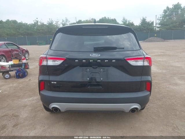 2021 FORD ESCAPE SE 17