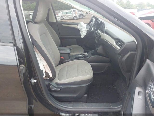 2021 FORD ESCAPE SE 5