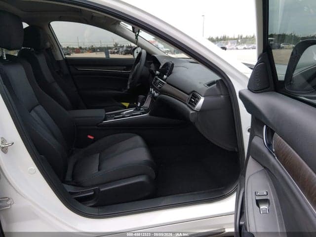 2018 HONDA ACCORD EX 5