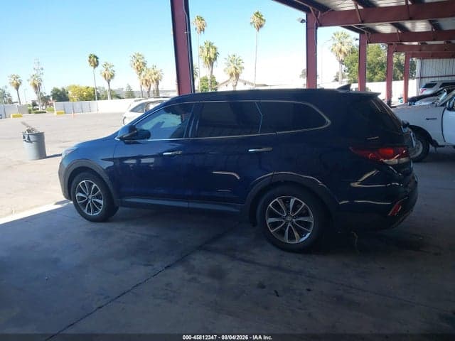 2017 HYUNDAI SANTA FE SE 15
