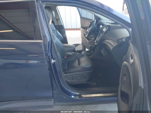 2017 HYUNDAI SANTA FE SE 5