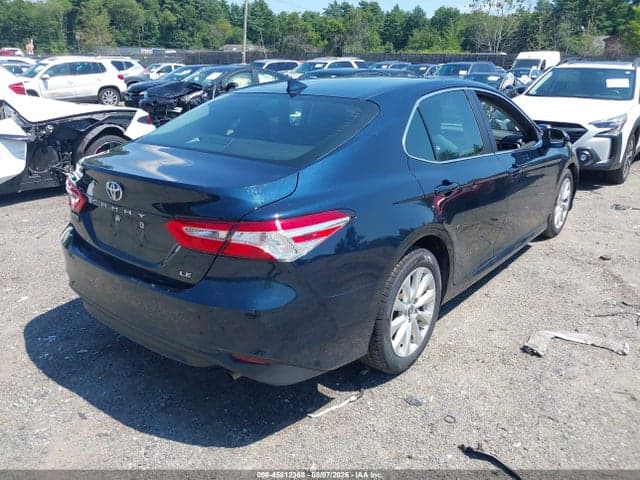 2020 TOYOTA CAMRY LE 4