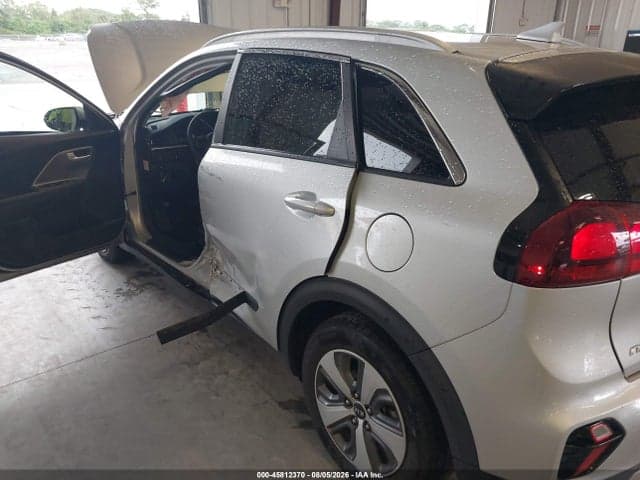 2020 KIA NIRO LX 6