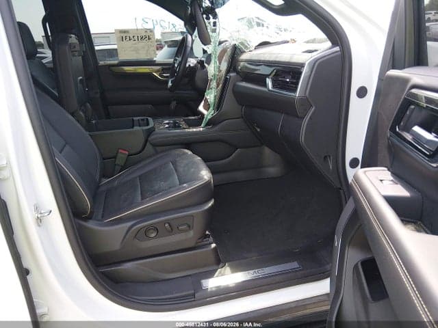2025 GMC YUKON XL 4WD ELEVATION 5