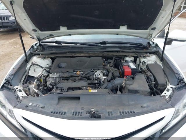 2020 TOYOTA CAMRY SE 10