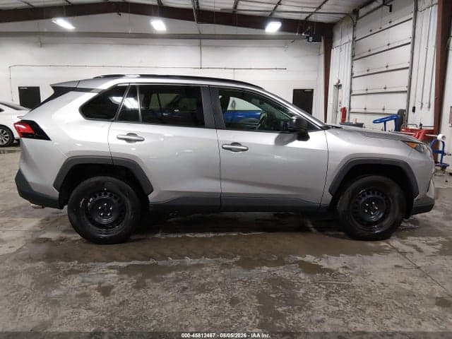 2020 TOYOTA RAV4 LE 14
