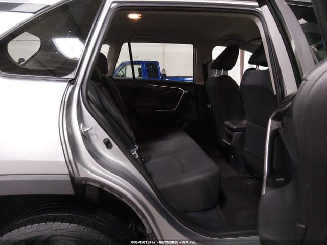 2020 TOYOTA RAV4 LE 8
