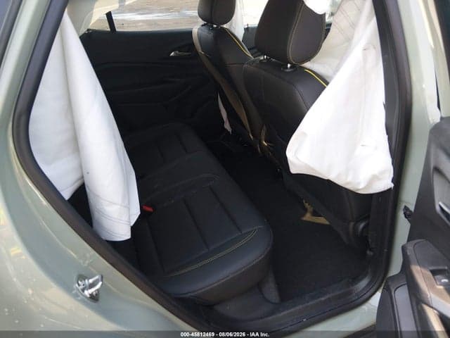 2025 CHEVROLET TRAX FWD ACTIV 8