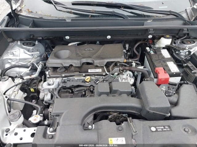 2025 TOYOTA RAV4 XLE 10