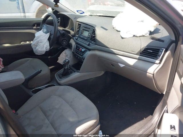 2017 HYUNDAI ELANTRA SE 5