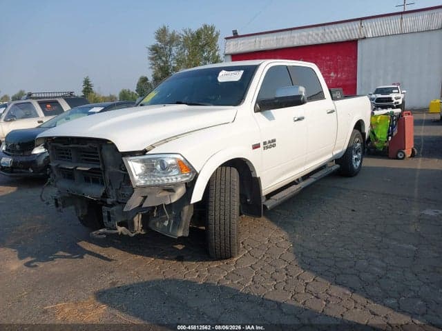 2017 RAM 1500 LARAMIE 4X4 6'4 BOX 2