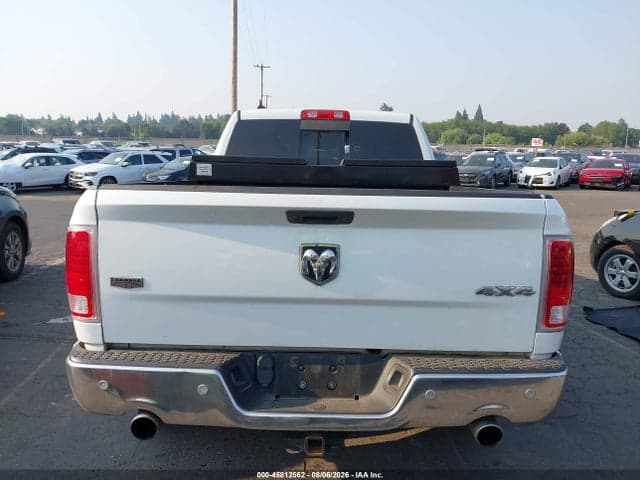 2017 RAM 1500 LARAMIE 4X4 6'4 BOX 17