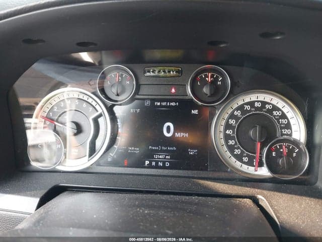 2017 RAM 1500 LARAMIE 4X4 6'4 BOX 7