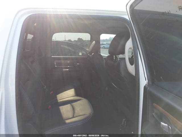 2017 RAM 1500 LARAMIE 4X4 6'4 BOX 8