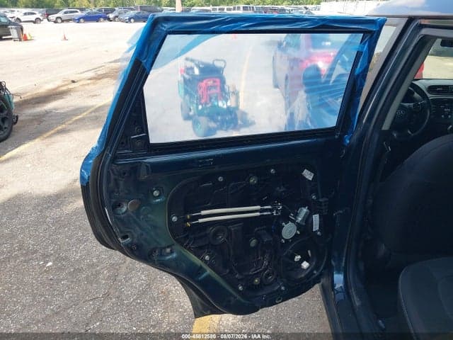 2018 KIA SOUL + 19