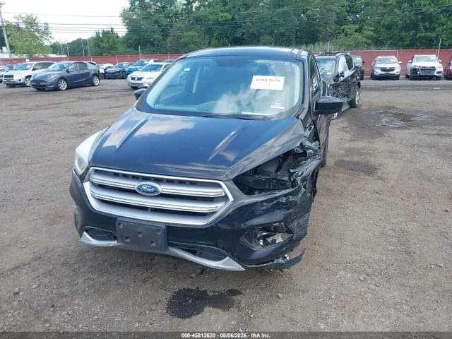 2017 FORD ESCAPE SE 17