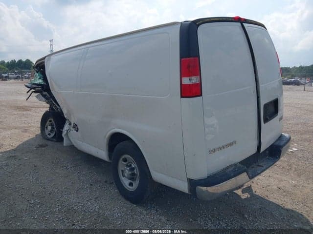 2017 GMC SAVANA 2500 WORK VAN 3
