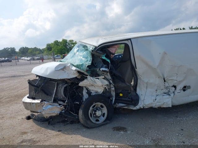2017 GMC SAVANA 2500 WORK VAN 6