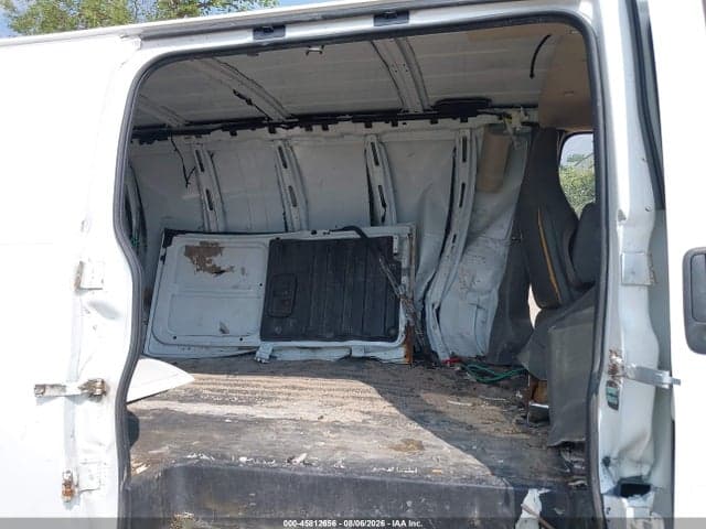 2017 GMC SAVANA 2500 WORK VAN 8