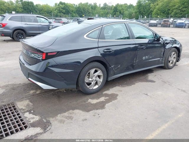 2025 HYUNDAI SONATA SE 4