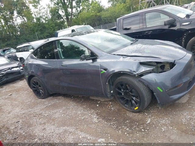2020 TESLA MODEL Y LONG RANGE DUAL MOTOR ALL-WHEEL DRIVE 13