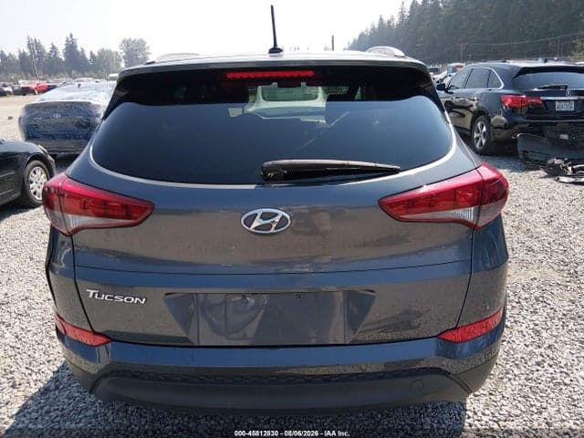 2017 HYUNDAI TUCSON SE 17