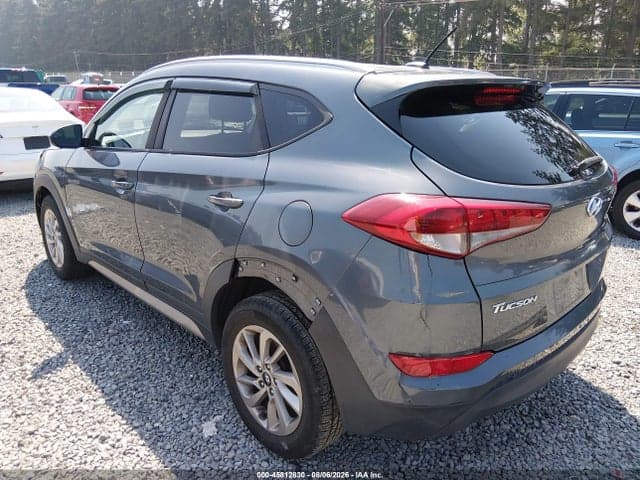 2017 HYUNDAI TUCSON SE 3
