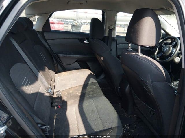2019 KIA FORTE S 8