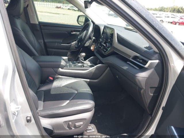 2021 TOYOTA HIGHLANDER XLE 5