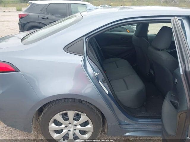 2024 TOYOTA COROLLA LE 8