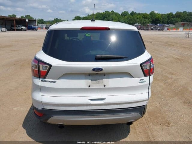 2017 FORD ESCAPE SE 16