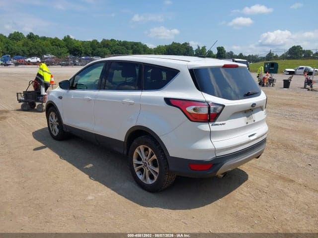 2017 FORD ESCAPE SE 3