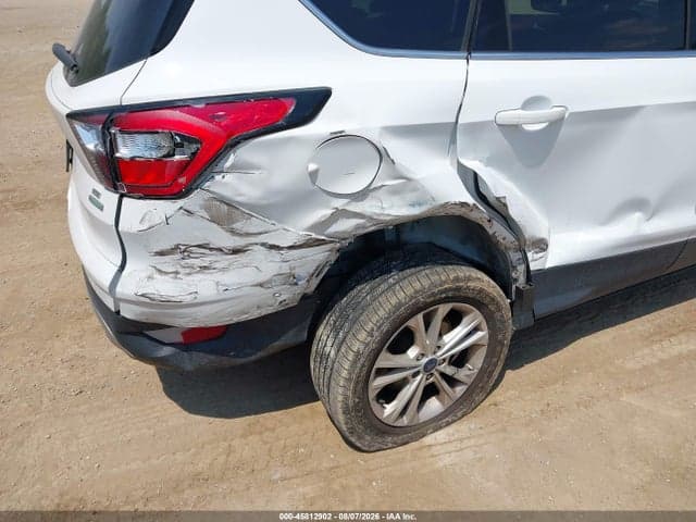 2017 FORD ESCAPE SE 6