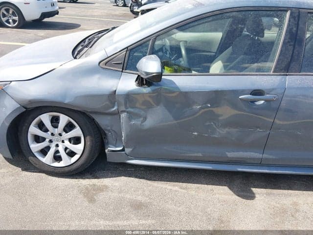 2021 TOYOTA COROLLA LE 22