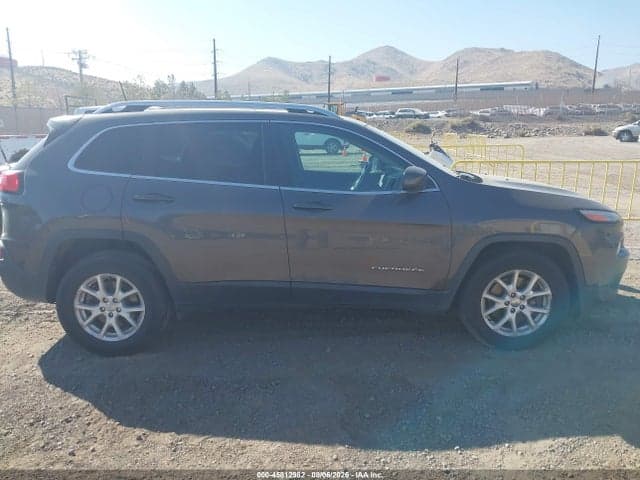2018 JEEP CHEROKEE LATITUDE PLUS 4X4 13