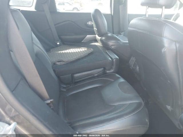 2018 JEEP CHEROKEE LATITUDE PLUS 4X4 8