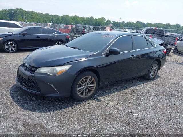 2017 TOYOTA CAMRY SE 2