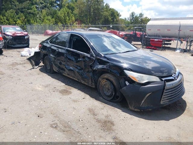 2017 TOYOTA CAMRY LE 1